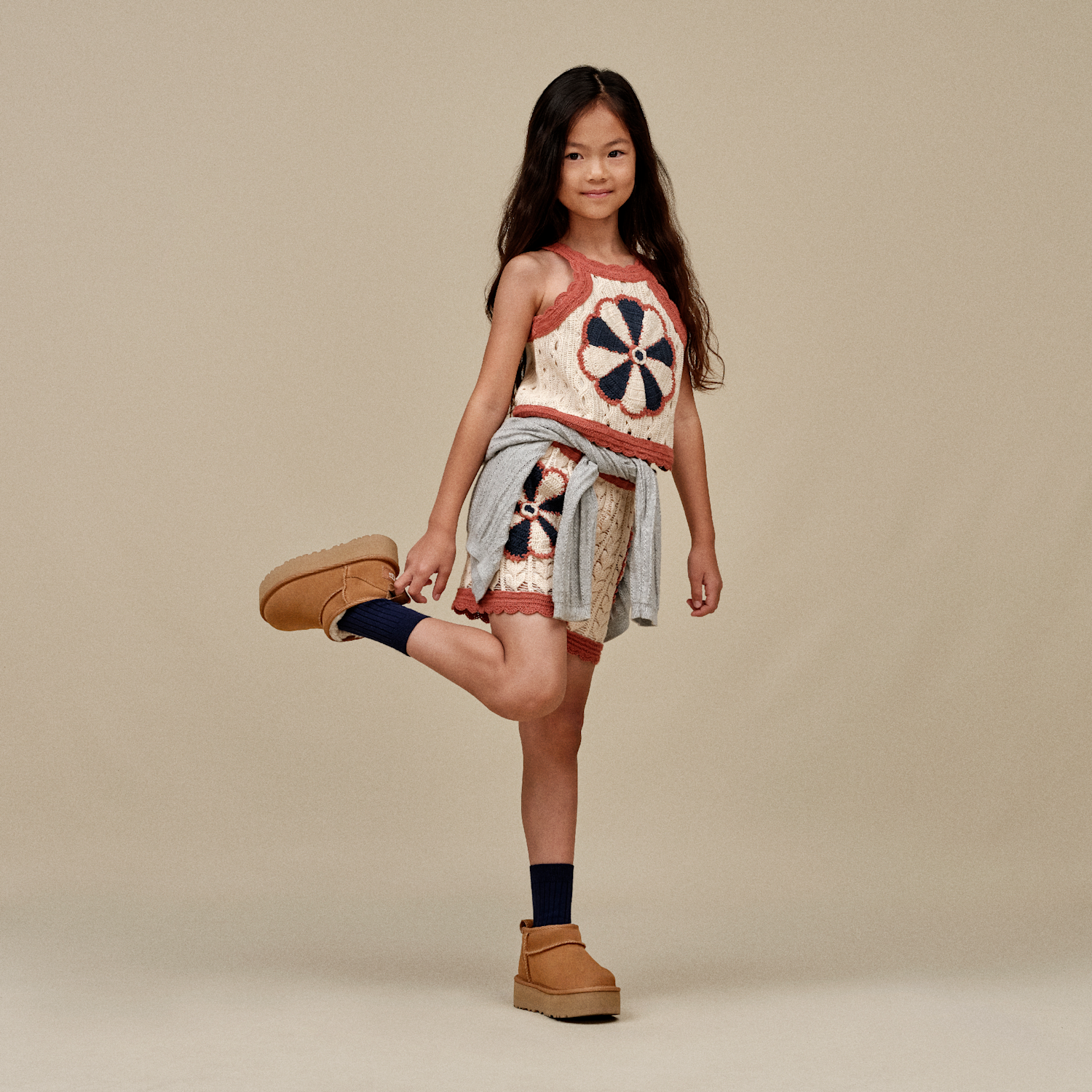 UGG Classic Ultra Mini Platform Boot Chestnut (Kids), Chestnut (1157791K-CHE)