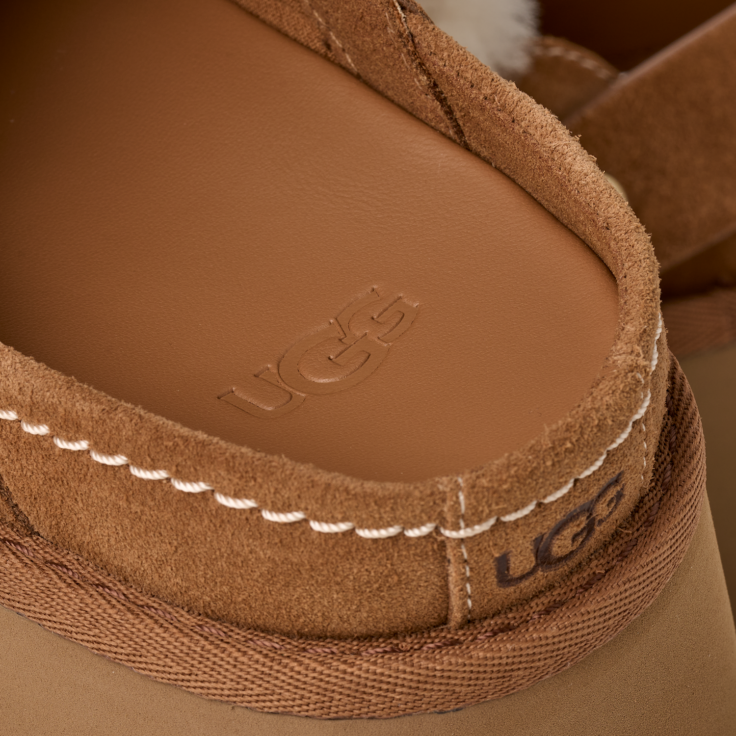 UGG Esmee Clog Chestnut, Chestnut (1173331-CHE)