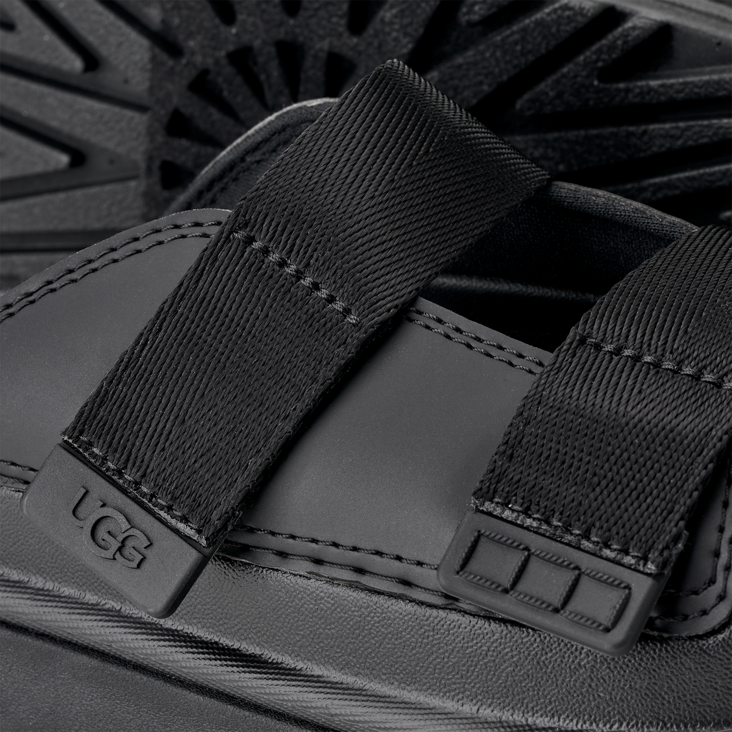 UGG GoldenGlow Slide Black (Kids), Black (1166513K-BLK)