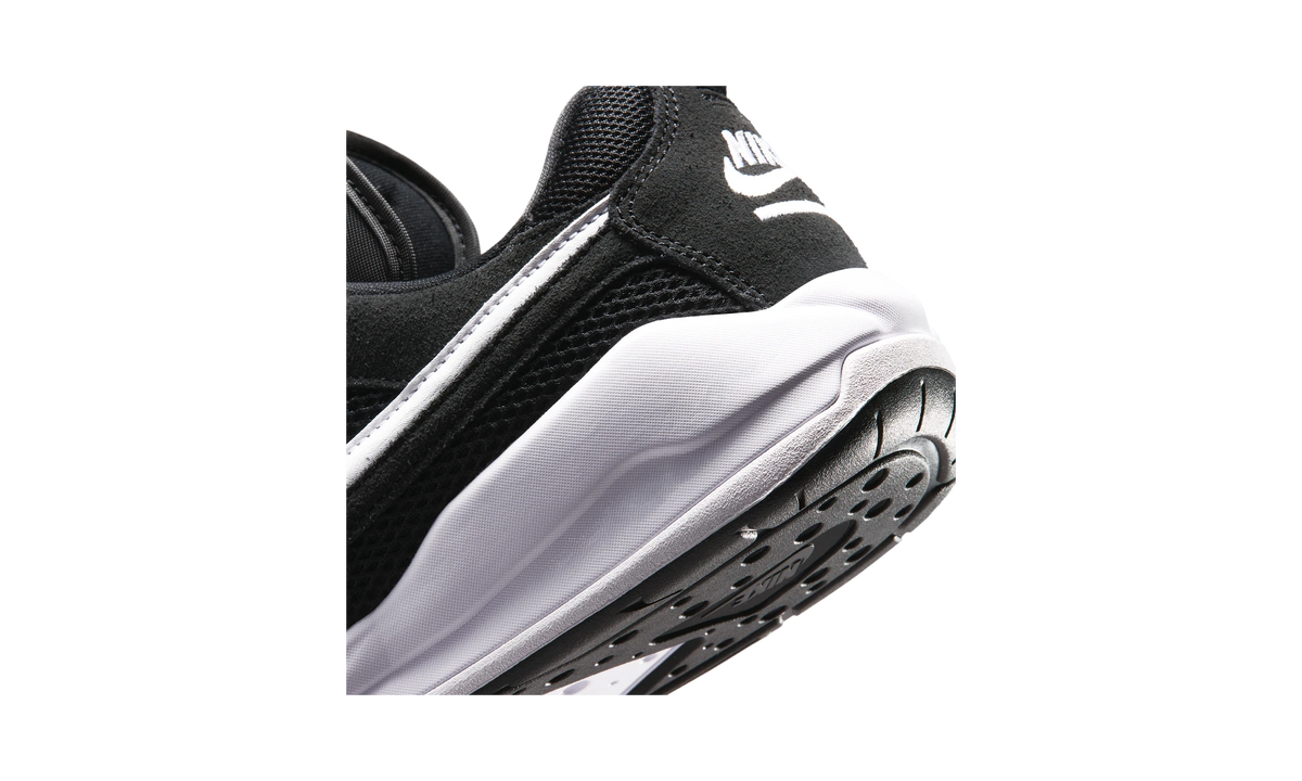 Air Jordan CMFT Era Black/White