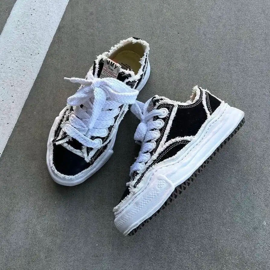 Maison Mihara Yasuhiro Peterson OG Sole Canvas Low Frayed Black